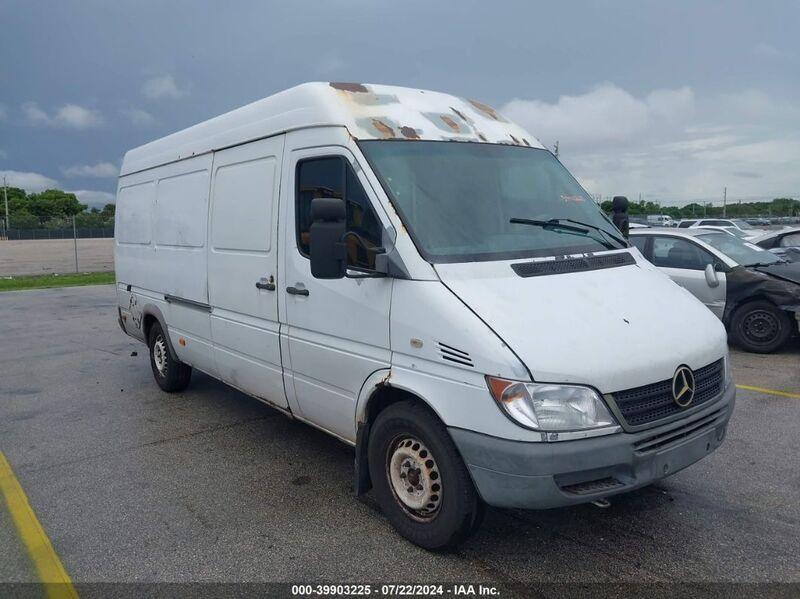 2005 DODGE SPRINTER VAN 2500 SHC White  Diesel WD0PD744255801541 photo #1