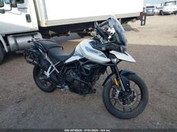 2023 TRIUMPH MOTORCYCLE TIGER 900 GT PRO White  Gasoline SMTE64DF7PTBD0201 photo #2