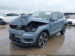 2020 VOLVO XC40 T4 MOMENTUM Gray  Gasoline YV4AC2HK8L2272136 photo #3