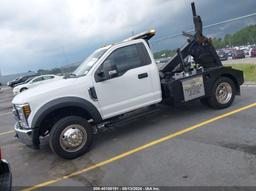 2018 FORD F-450 CHASSIS XL White  Gasoline 1FDUF4HY6JED03060 photo #3