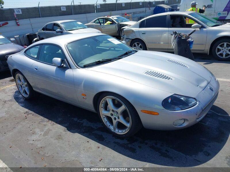 2004 JAGUAR XKR Silver  Gasoline SAJDA41B443A39267 photo #1