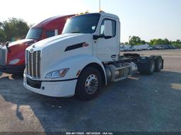 2023 PETERBILT 579 White  Other 1XPBDH9X9PD863683 photo #3