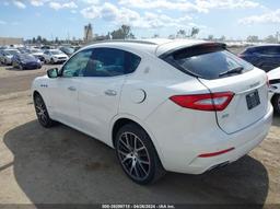 2018 MASERATI LEVANTE S GRANLUSSO White  Gasoline ZN661YUL2JX277542 photo #4