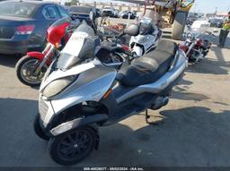 2009 PIAGGIO MP3 250 Gray  Other ZAPM479M695003844 photo #3