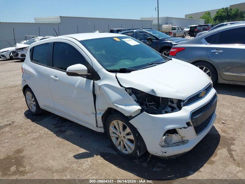 2016 CHEVROLET SPARK 1LT CVT White  Gasoline KL8CD6SA5GC585444 photo #1