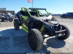 2019 CAN-AM MAVERICK X3 TURBO Green  Gasoline 3JBVGAY22KK000027 photo #2