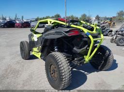 2019 CAN-AM MAVERICK X3 TURBO Green  Gasoline 3JBVGAY22KK000027 photo #4