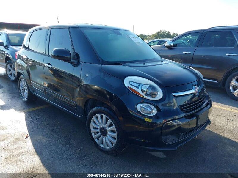 2017 FIAT 500L POP Black  Gasoline ZFBCFAAH8HZ038639 photo #1