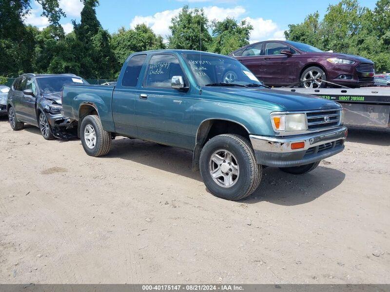 1998 TOYOTA T100 SR5 V6 Green  Gasoline JT4UN24DXW0056077 photo #1