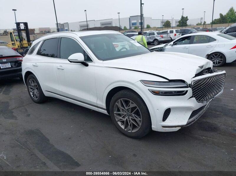 2022 GENESIS GV70 2.5T AWD White  Gasoline KMUMADTB6NU066911 photo #1