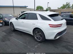 2022 GENESIS GV70 2.5T AWD White  Gasoline KMUMADTB6NU066911 photo #4