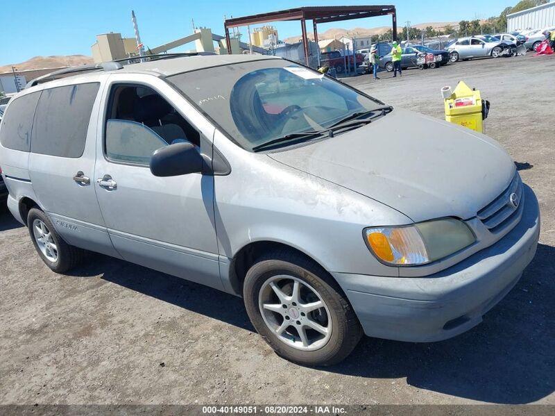 2001 TOYOTA SIENNA LE Gold  Gasoline 4T3ZF13C61U388852 photo #1