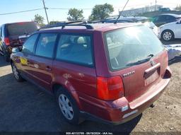 2001 VOLKSWAGEN PASSAT GLS Red  Gasoline WVWHC63B51E033445 photo #4