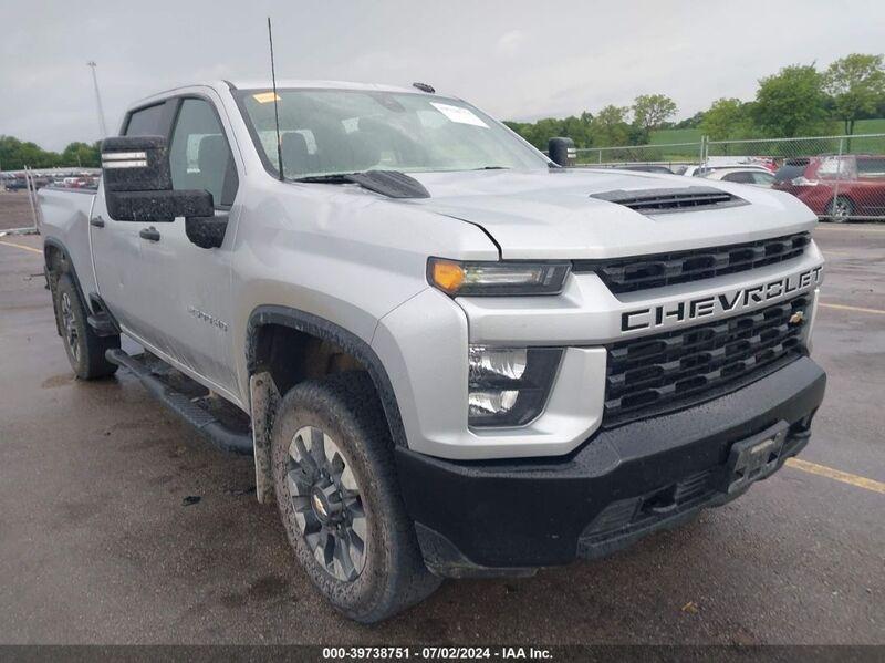 2021 CHEVROLET SILVERADO 2500HD 4WD  STANDARD BED CUSTOM Silver  Gasoline 1GC4YME78MF284617 photo #1