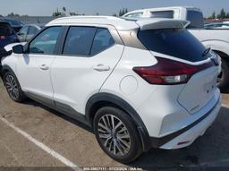 2022 NISSAN KICKS SV XTRONIC CVT White  Gasoline 3N1CP5CV8NL521493 photo #4