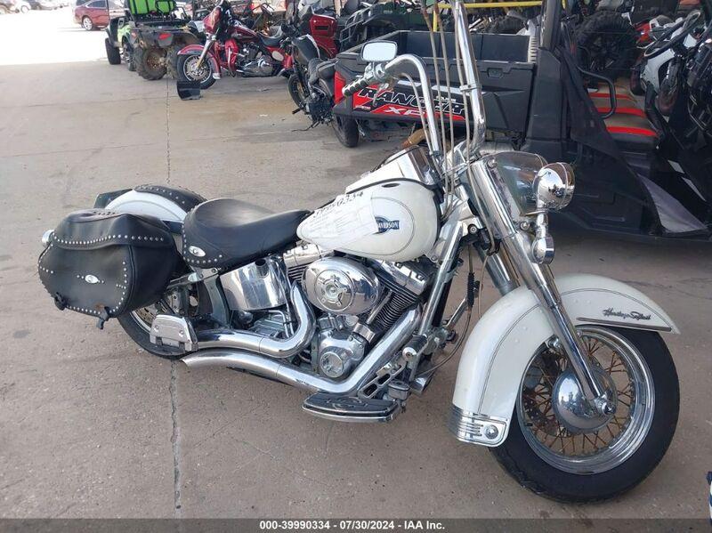 2006 HARLEY-DAVIDSON FLSTCI White  Other 1HD1BWB106Y066757 photo #1