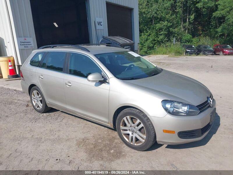 2012 VOLKSWAGEN JETTA SPORTWAGEN 2.0L TDI Champagne  Diesel 3VWPL7AJ4CM703315 photo #1