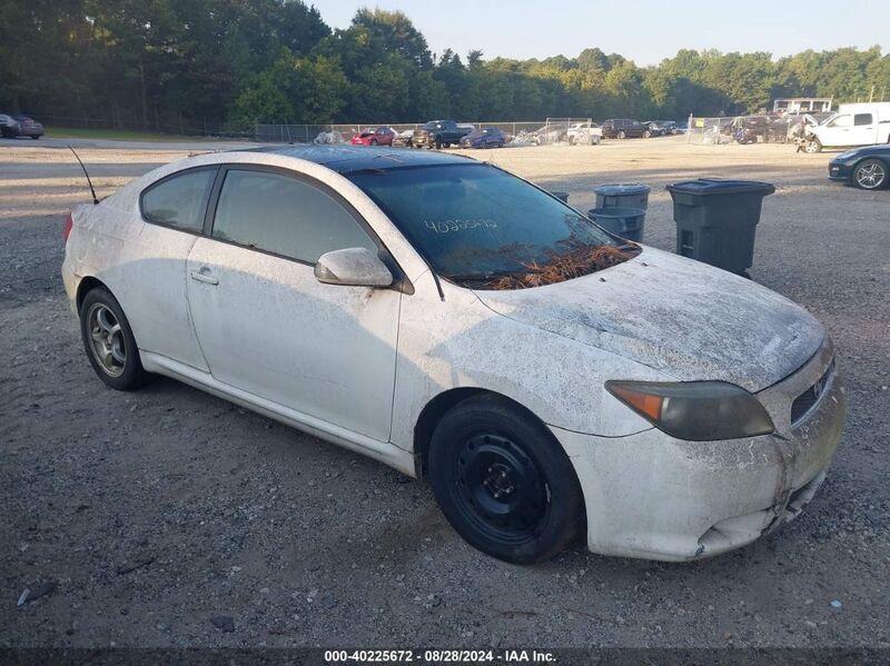 2005 SCION TC White  Gasoline JTKDE177850047529 photo #1