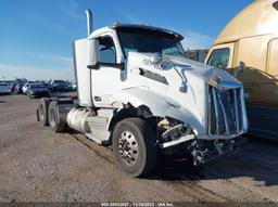 2022 PETERBILT 579 White  Diesel 1XPBDP9X0ND806201 photo #3