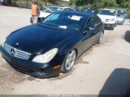 2008 MERCEDES-BENZ CLS 550 Black  Gasoline WDDDJ72X08A132611 photo #3