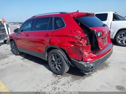 2022 VOLKSWAGEN TIGUAN 2.0T SE Red  Gasoline 3VV3B7AX2NM135305 photo #4