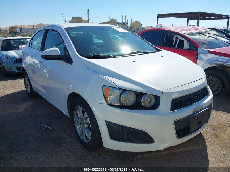 2013 CHEVROLET SONIC LT AUTO White  Gasoline 1G1JC5SGXD4228940 photo #1