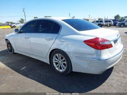 2013 HYUNDAI GENESIS 3.8 White  Gasoline KMHGC4DD7DU232826 photo #4