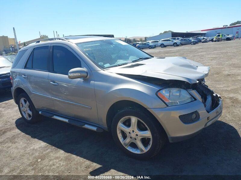 2008 MERCEDES-BENZ ML 350 4MATIC Silver  Gasoline 4JGBB86E98A318740 photo #1