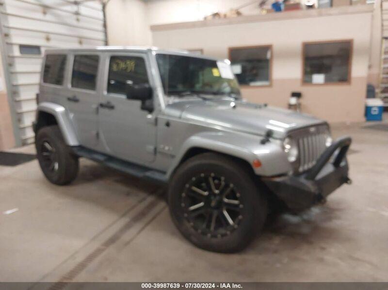 2018 JEEP WRANGLER JK UNLIMITED SAHARA 4X4 Gray  Flexible Fuel 1C4BJWEG9JL851180 photo #1