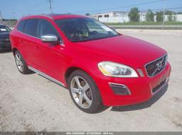 2011 VOLVO XC60 T6/T6 R-DESIGN Red  Gasoline YV4902DZ5B2145132 photo #2