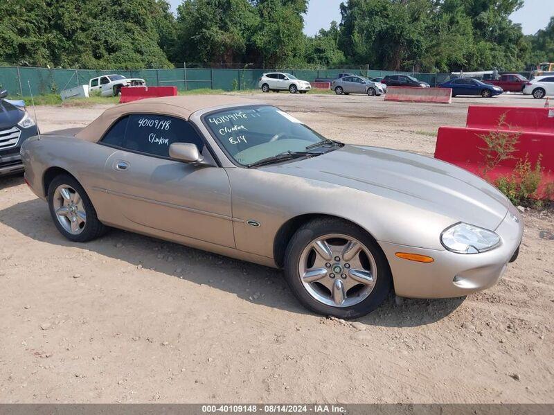 1997 JAGUAR XK8 Gold  Gasoline SAJGX2748VC009891 photo #1