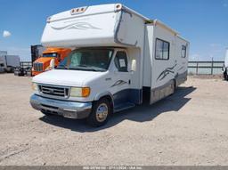 2006 FORD E-450 CUTAWAY White  Gasoline 1FDXE45S46DA35137 photo #3