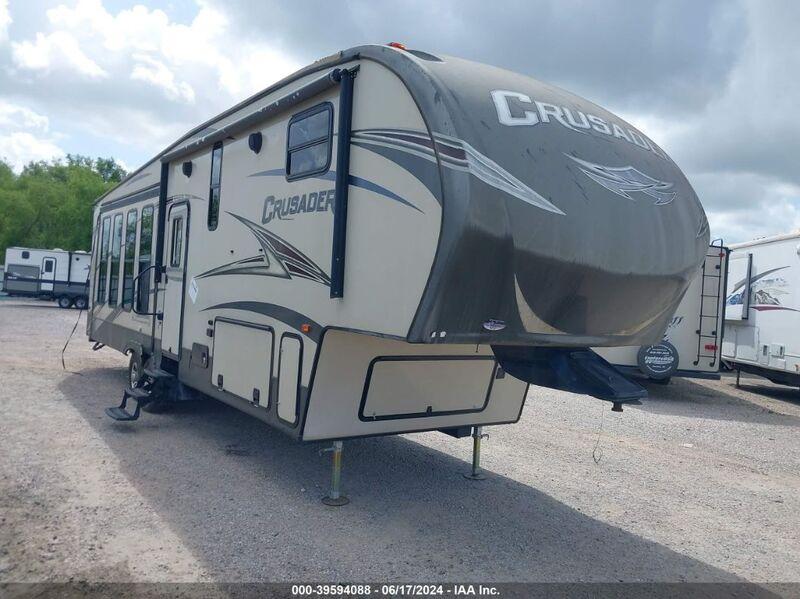 2016 FOREST RIVER CRUSADER 321 RES Tan  Other 5ZT3CSXB7GG118764 photo #1