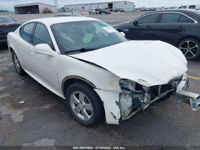 2008 PONTIAC GRAND PRIX White  Gasoline 2G2WP552081103825 photo #1