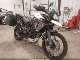 2016 TRIUMPH MOTORCYCLE TIGER 800XCX White  Gasoline SMTE07BF0GT742215 photo #2