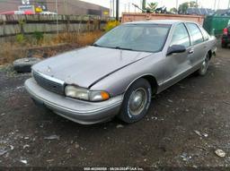 1996 CHEVROLET CAPRICE / IMPALA CLASSIC SS Beige  Gasoline 1G1BL52PXTR156529 photo #3