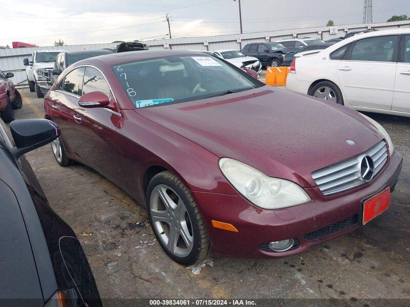 2006 MERCEDES-BENZ CLS 500 Burgundy  Gasoline WDDDJ75X26A026718 photo #1