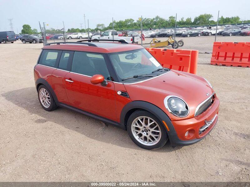 2012 MINI COOPER CLUBMAN Orange  Gasoline WMWZF3C52CT488804 photo #1