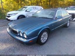 1999 JAGUAR XJ8 Blue  Gasoline SAJHX1046XC860972 photo #3