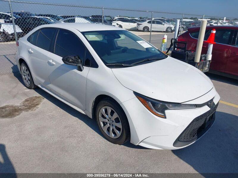 2022 TOYOTA COROLLA LE White  Gasoline 5YFEPMAE7NP364724 photo #1