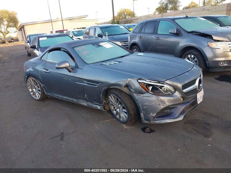 2018 MERCEDES-BENZ SLC 300 Gray  Gasoline WDDPK3JA0JF149403 photo #1