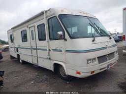 1994 CHEVROLET P30 Beige  Gasoline 1GBKP37N2R3315227 photo #2