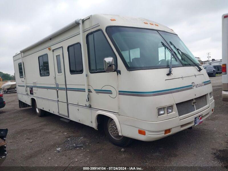 1994 CHEVROLET P30 Beige  Gasoline 1GBKP37N2R3315227 photo #1