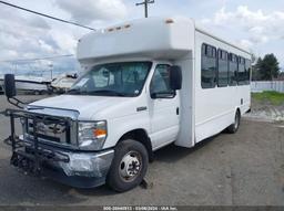 2022 FORD E-450 CUTAWAY   Gasoline 1FDFE4FN2NDC37638 photo #3