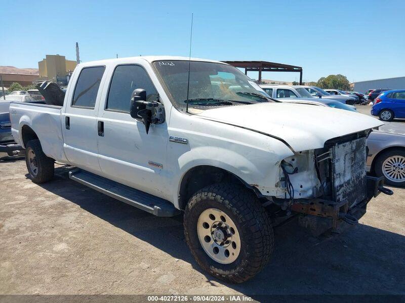 2006 FORD F-350 KING RANCH/LARIAT/XL/XLT White  Diesel 1FTWW31P46EB94999 photo #1