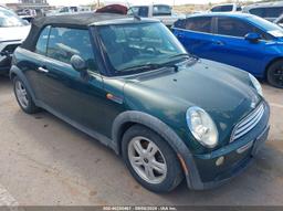 2005 MINI COOPER Green  Gasoline WMWRF33465TF61220 photo #2