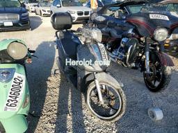 PIAGGIO MOTORCYCLE 2019 gray    63464282 ZAPC546B3K7000775 ZAPC546B3K7000775 photo #2