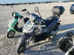 PIAGGIO MOTORCYCLE 2019 gray    63464282 ZAPC546B3K7000775 ZAPC546B3K7000775 photo #3