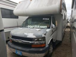 WINNEBAGO WINNEBAGO 2007 white cutaway gas  66261722 1GBKG31U961237844 1GBKG31U961237844 photo #3