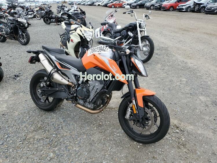 KTM 790 DUKE 2019 two tone  gas  70623942 VBKTU6407KM737916 VBKTU6407KM737916 photo #1